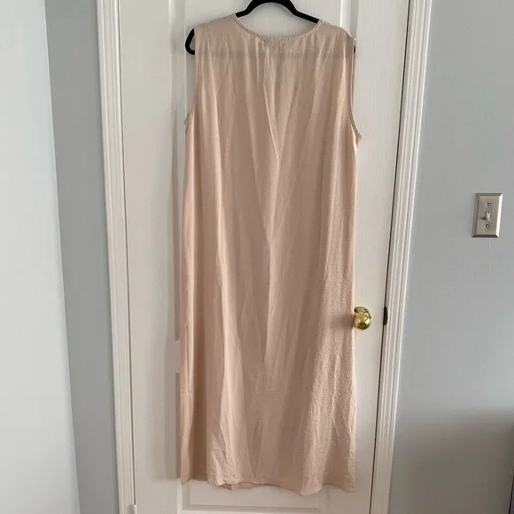 Tan Abaya Set - Picture 5 of 7